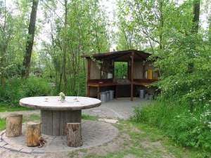 Kleine camping in Zuid Holland, Natuurkampeerterrein het Kampeerbosje